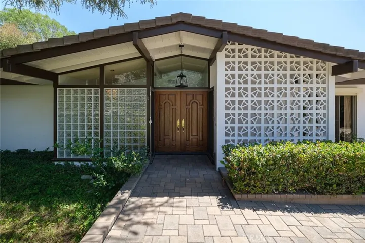 1036 W Donington Street, Glendora, California 91741