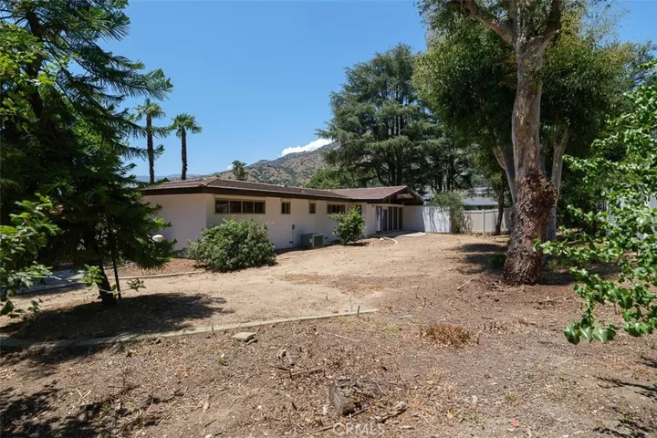 1036 W Donington Street, Glendora, California 91741