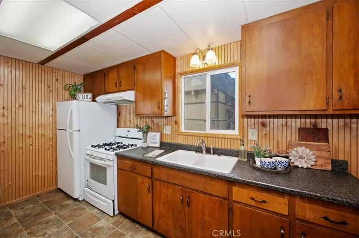 710 W Fairway, Big Bear City, California 92314