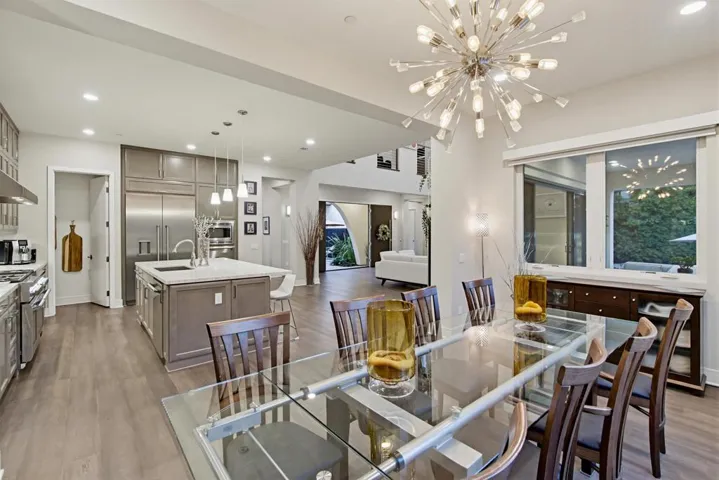 6431 Meadowbrush, San Diego, California 92130