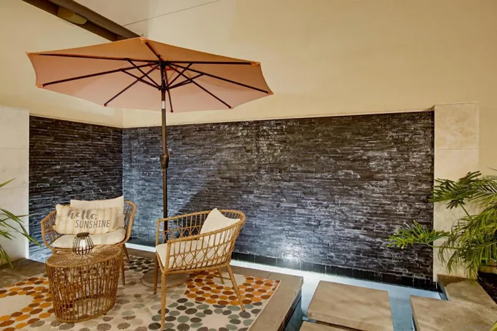 6431 Meadowbrush, San Diego, California 92130