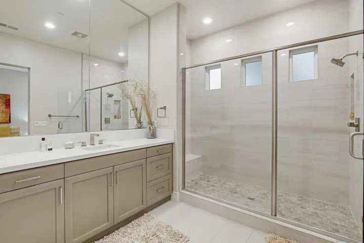 6431 Meadowbrush, San Diego, California 92130