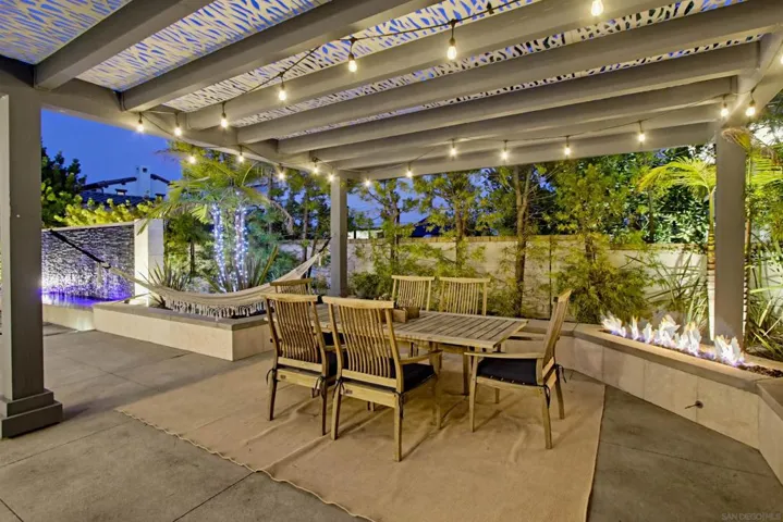 6431 Meadowbrush, San Diego, California 92130