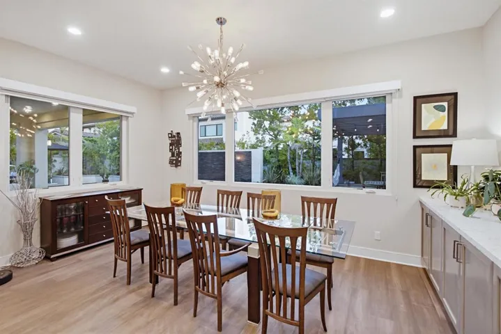 6431 Meadowbrush, San Diego, California 92130
