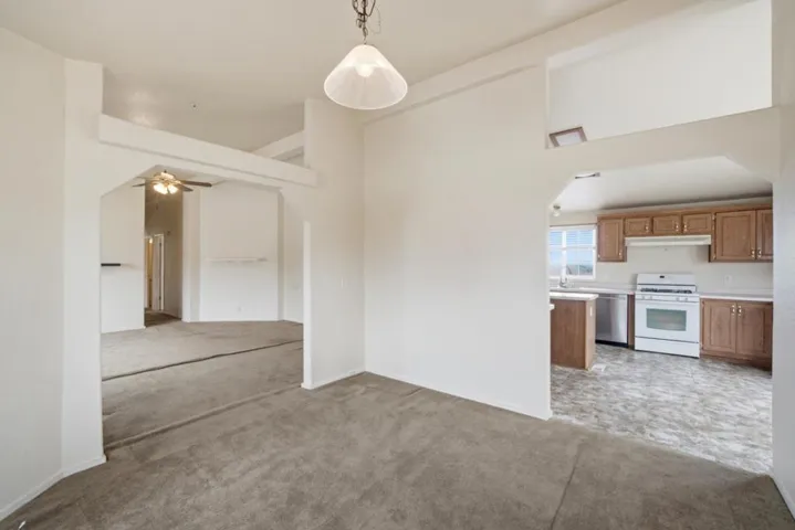 800 Dolan Road 19, Freedom, California 95019