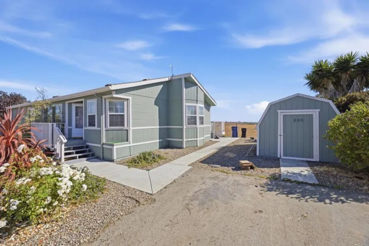 800 Dolan Road 19, Freedom, California 95019