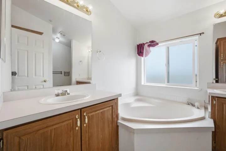 800 Dolan Road 19, Freedom, California 95019