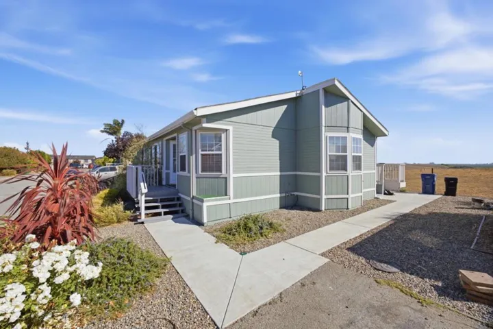 800 Dolan Road 19, Freedom, California 95019