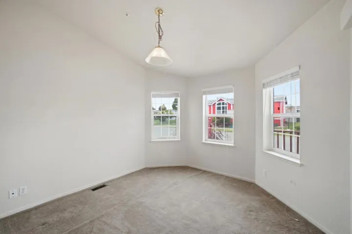 800 Dolan Road 19, Freedom, California 95019