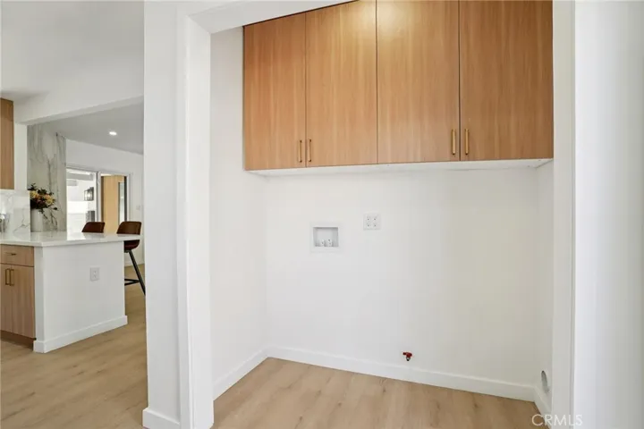 13907 13909 Wyandotte Street, Van Nuys, California 91405