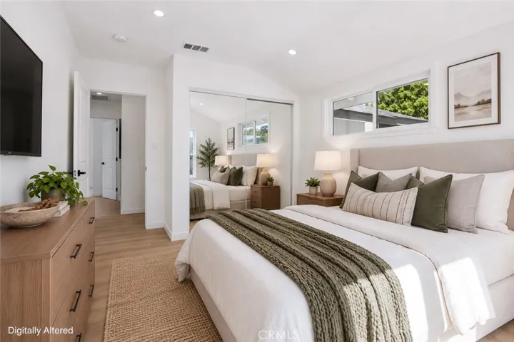 13907 13909 Wyandotte Street, Van Nuys, California 91405