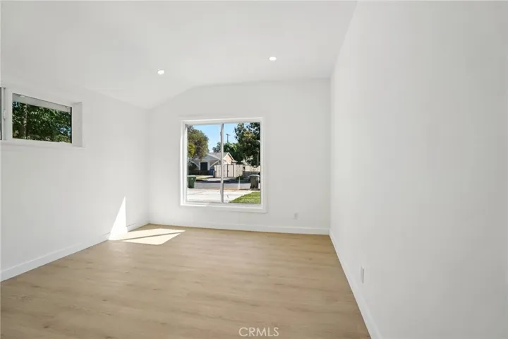 13907 13909 Wyandotte Street, Van Nuys, California 91405