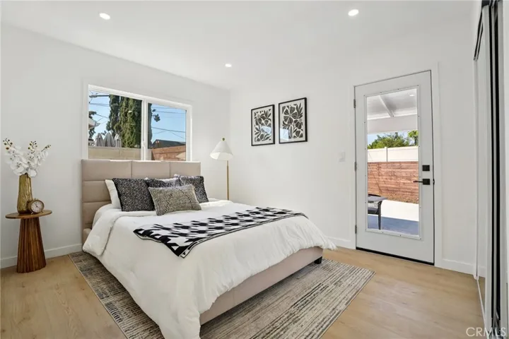 13907 13909 Wyandotte Street, Van Nuys, California 91405