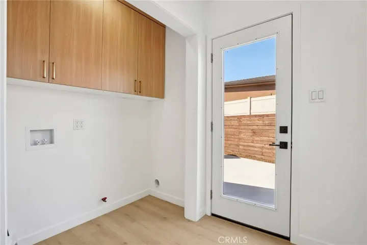 13907 13909 Wyandotte Street, Van Nuys, California 91405