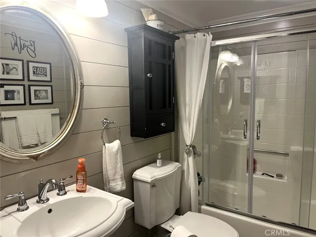 30027 Swan Point, Canyon Lake, California 92587