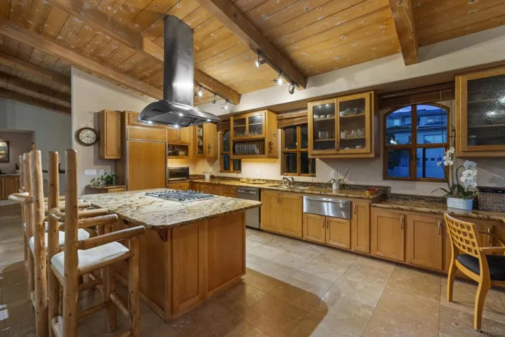 5832 La Jolla Corona Dr, La Jolla, California 92037