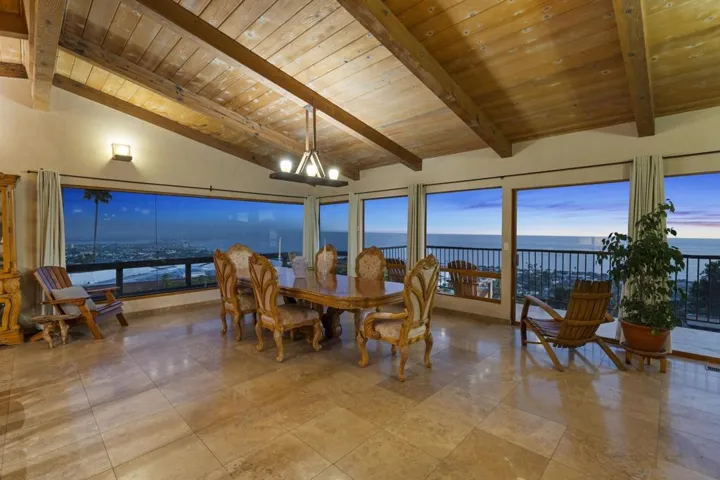 5832 La Jolla Corona Dr, La Jolla, California 92037