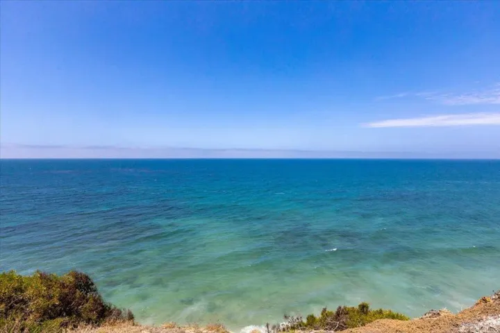 940 Sealane Drive 9, Encinitas, California 92024