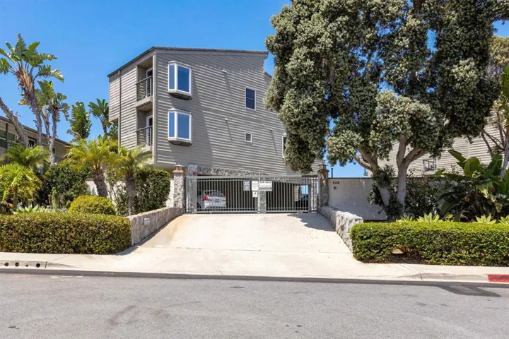 940 Sealane Drive 9, Encinitas, California 92024