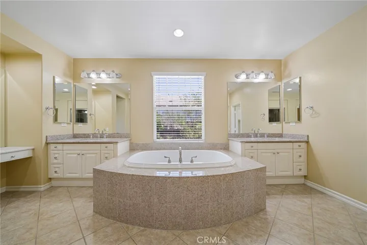 2035 Northam, Fullerton, California 92833