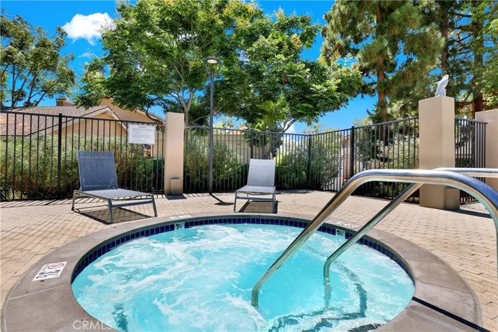 Doe Trail East Jacuzzi