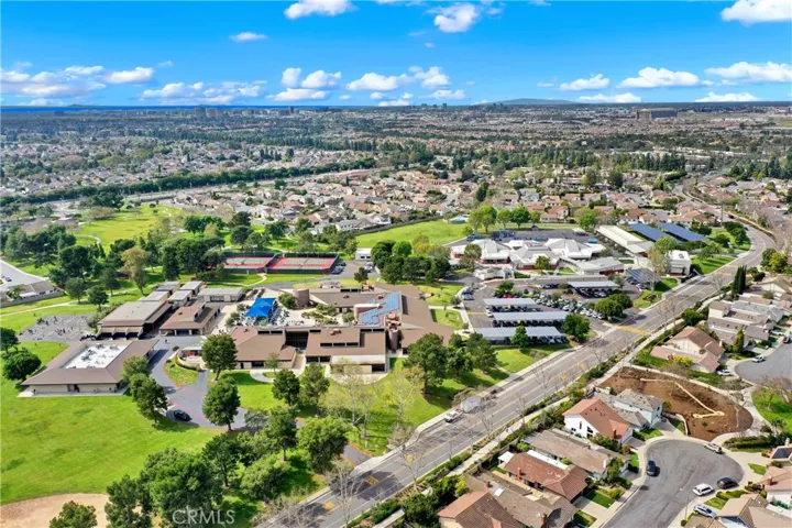 Walking distance to 2 Schools- Deerfield Elementary and Venado Middle School