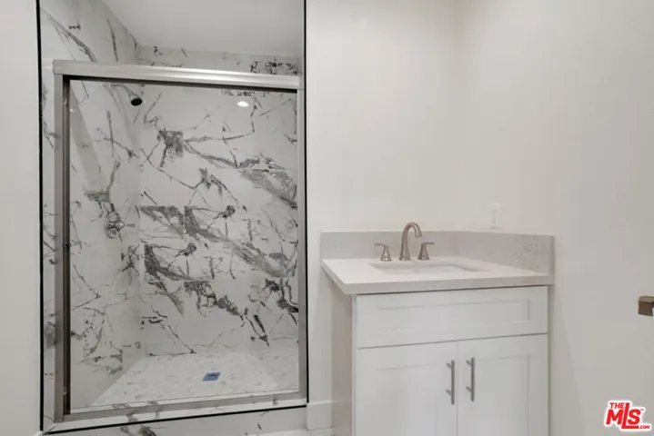 529 W 90th Street, Los Angeles, California 90044