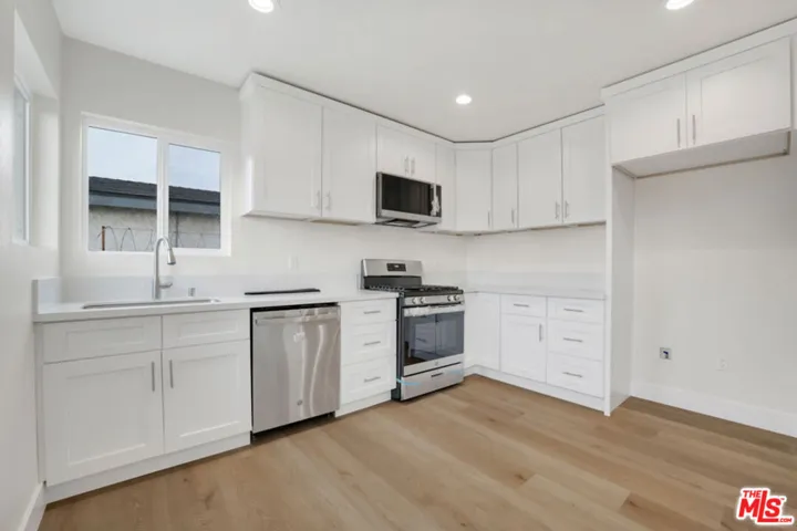 529 W 90th Street, Los Angeles, California 90044