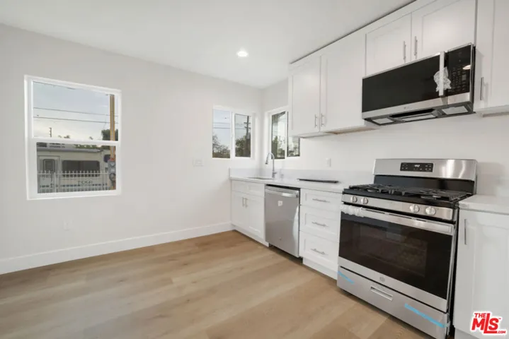 529 W 90th Street, Los Angeles, California 90044