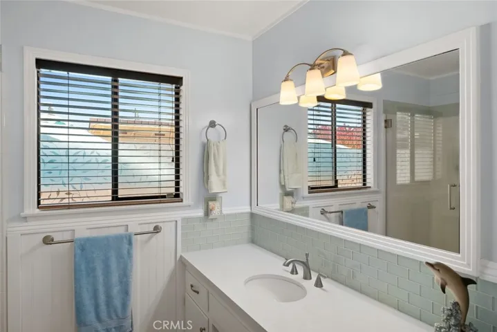 Full bathroom