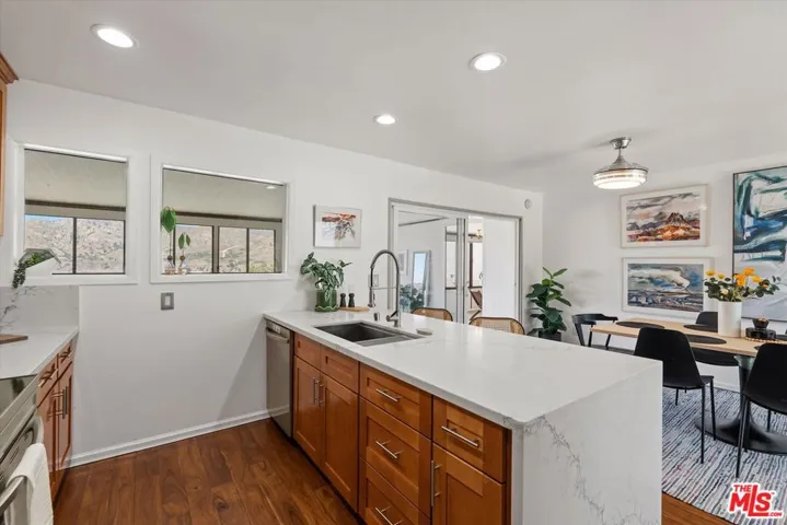 8977 Riderwood Drive, Sunland, California 91040