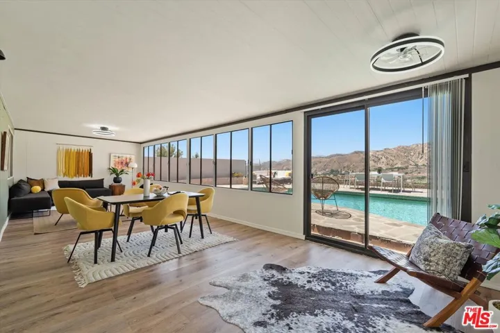 8977 Riderwood Drive, Sunland, California 91040