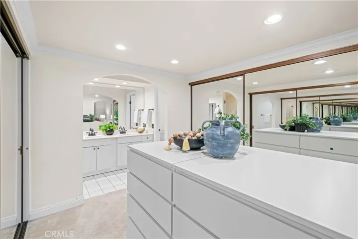 3 Lago Norte 2, Irvine, California 92612