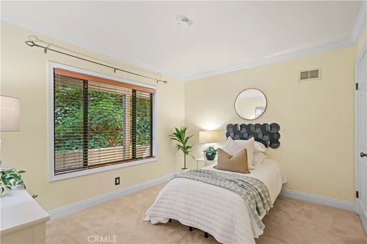 3 Lago Norte 2, Irvine, California 92612