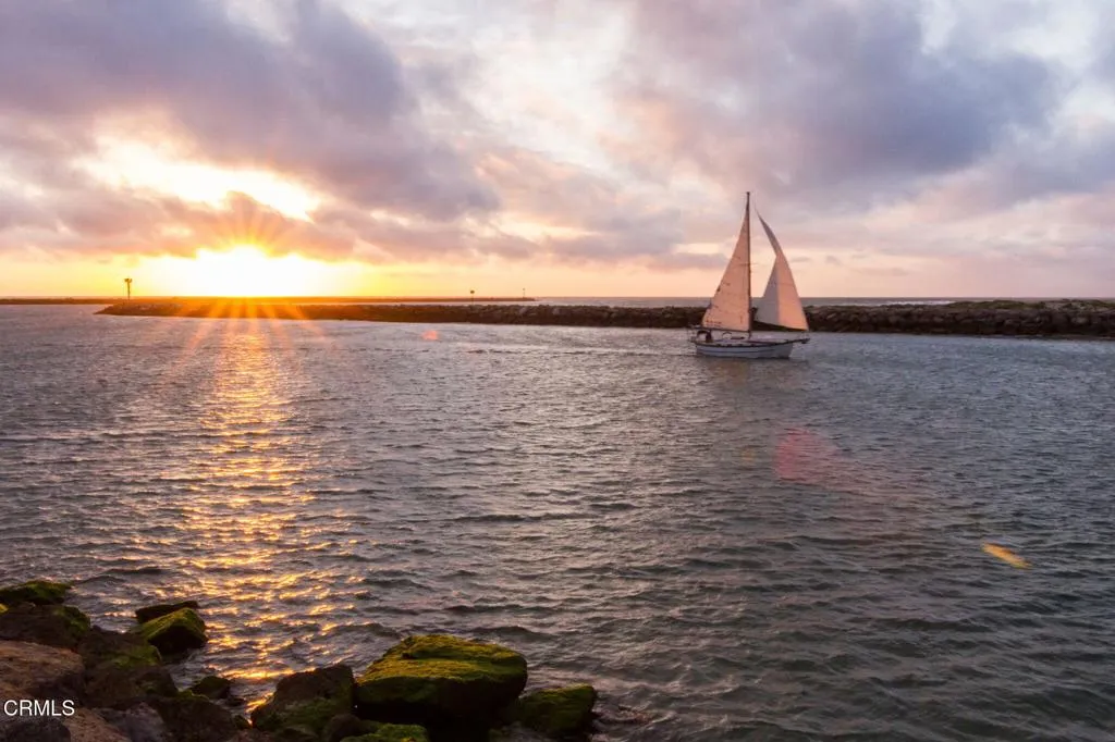 58-web-or-mls-UpmarketMedia-Harbor