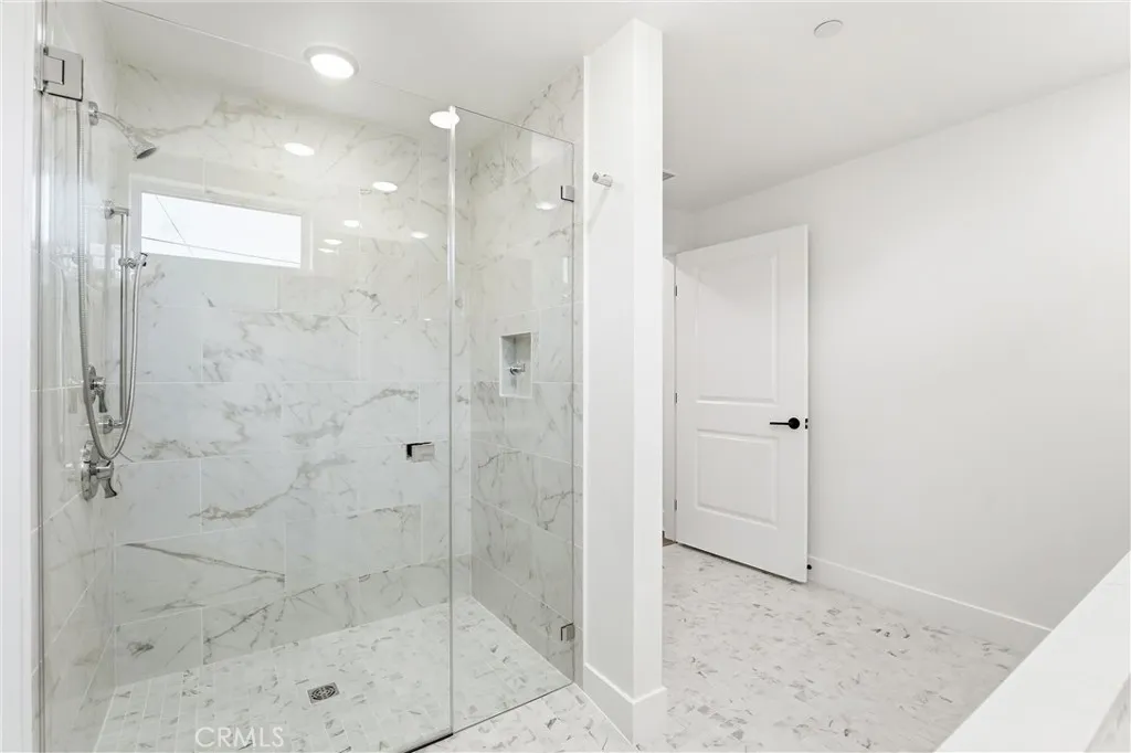 Primary shower Primary shower