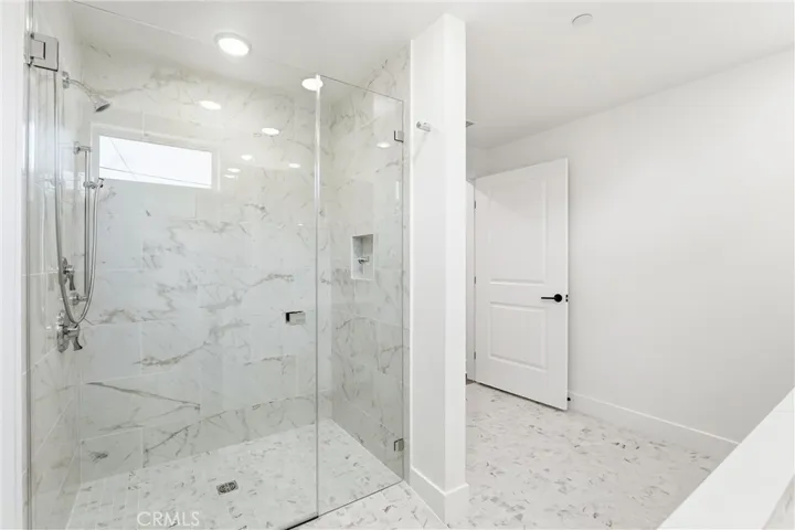 Primary shower