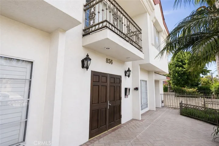 856 W Beach, Inglewood, California 90302