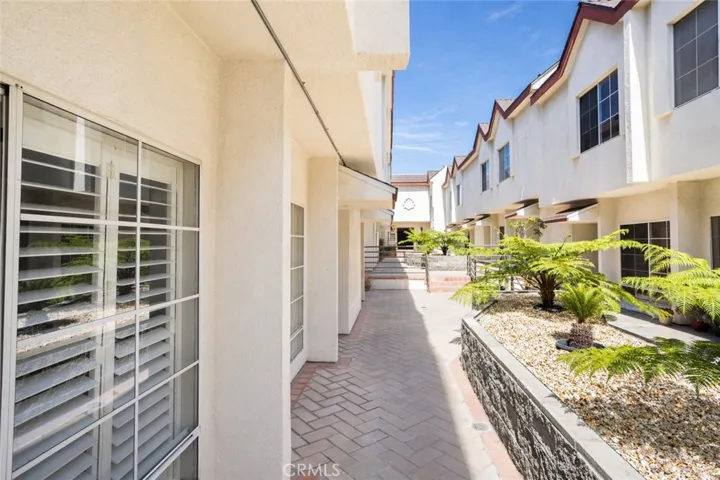 856 W Beach, Inglewood, California 90302