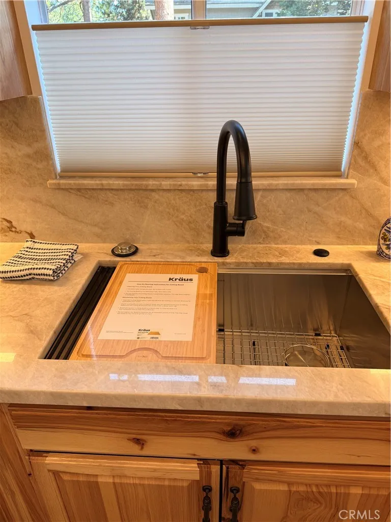 Kraus Stainless Workstation with Board