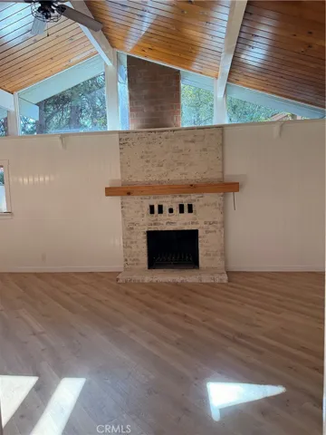 Closer look at new finish German Schmear Fireplace