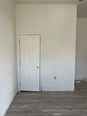 8223 S Main, Los Angeles, California 90003