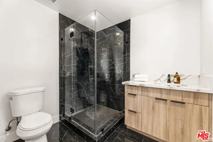 14254 Mccormick Street, Sherman Oaks, California 91401