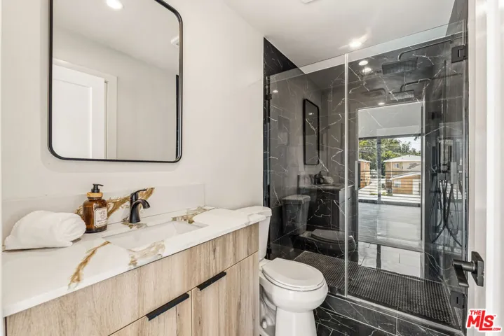 14254 Mccormick Street, Sherman Oaks, California 91401