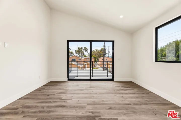14254 Mccormick Street, Sherman Oaks, California 91401