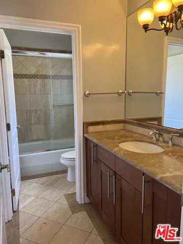 1823 Overland Avenue, Los Angeles, California 90025