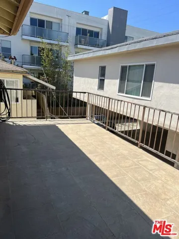 1823 Overland Avenue, Los Angeles, California 90025