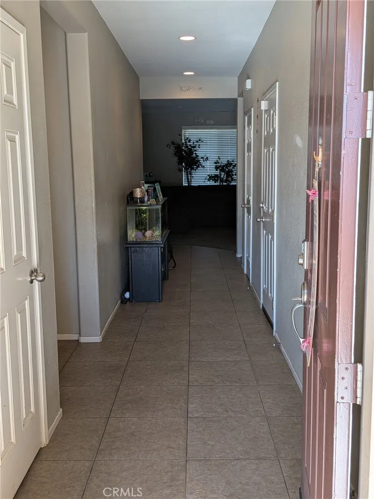 78 Birdsong Court, Beaumont, California 92223 — photo 4