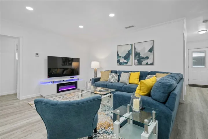 15059 Oro Grande Street, Sylmar, California 91342