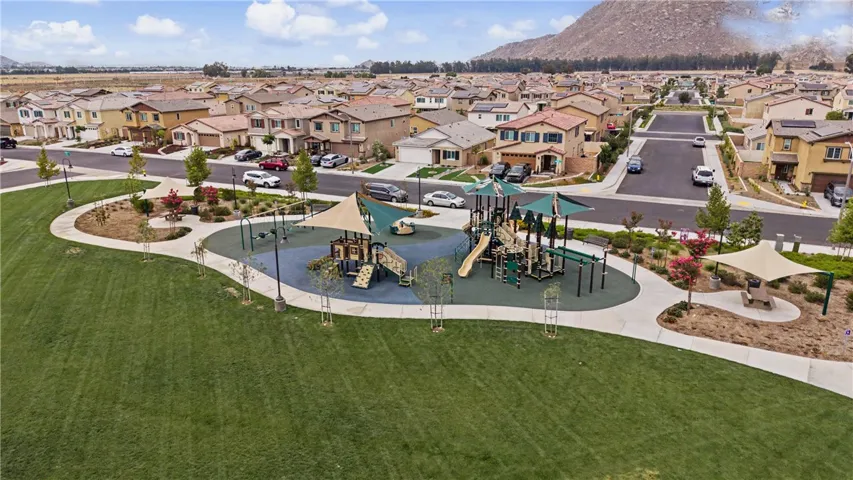 28792 Camaro Drive, Winchester, California 92596